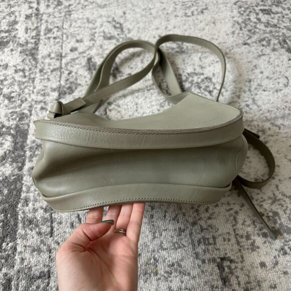 Madewell The Sydney Shoulder Bag - Picture 8 of 8